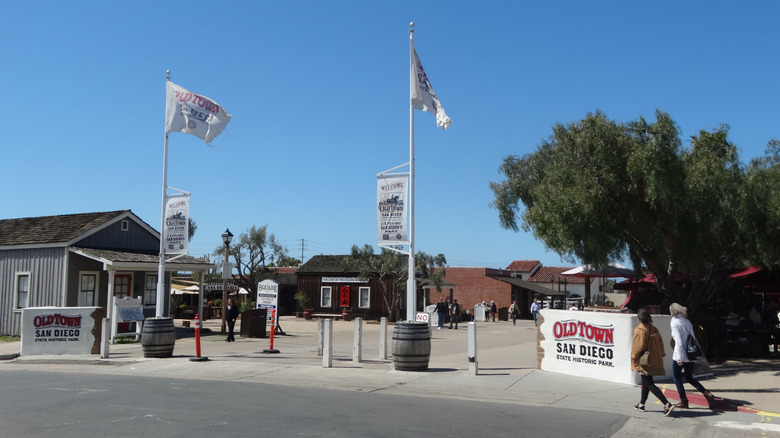 Entrance to the Old Town State Historic Park