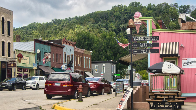 A picture of the main street in Lanesboro, Minnesota