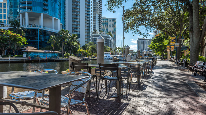 5 Top-Rated Outdoor Patio Brunch Spots With A View In Fort Lauderdale, According To Reviews