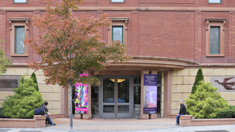Day time view of the entrance for The Phillips Collection - an art museum located in Washington's Dupont Circle neighborhood