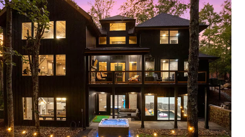 Family-friendly luxury cabin stay in the Smoky Mountains