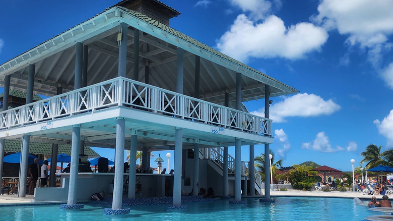 A bar at Jolly Beach Antigua during the day