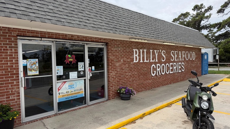 Storefront of Billy's Seafood in Kill Devil Hills, Outer Banks, North Carolina
