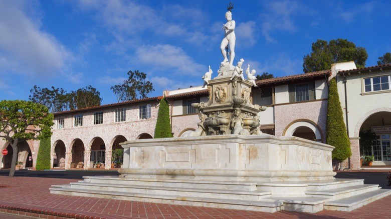 Fountain at Malaga Cove Plaza in Palos Verdes Estates, California