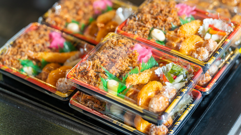 bento boxes stacked for sale