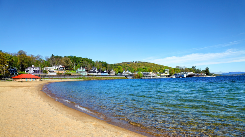 Weirs Beach on Lake Winnipesaukee in New Hampshre