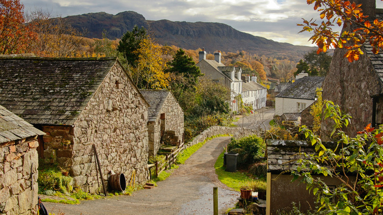 8 Picturesque Villages And Quaint Towns In England's Lake District