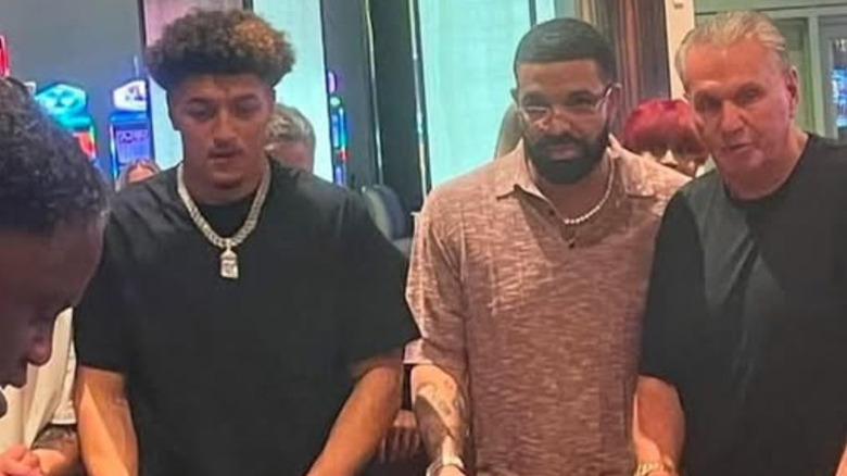 Drake gambling in the Bahamas