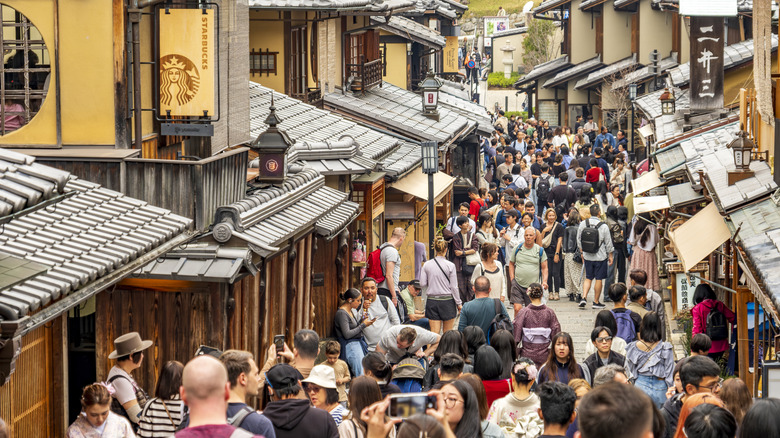 Crowded Kyoto street