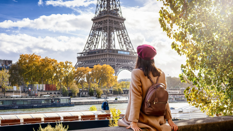 A tourist admiring the Eiffel Tower