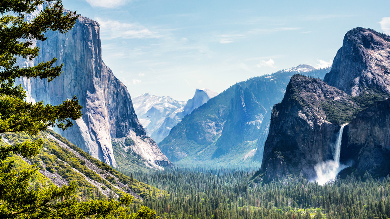 Mountains, valleys, and waterfalls of Yosemite National Park
