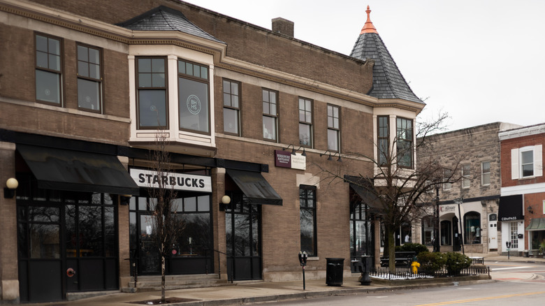 Hinsdale's old-world streets