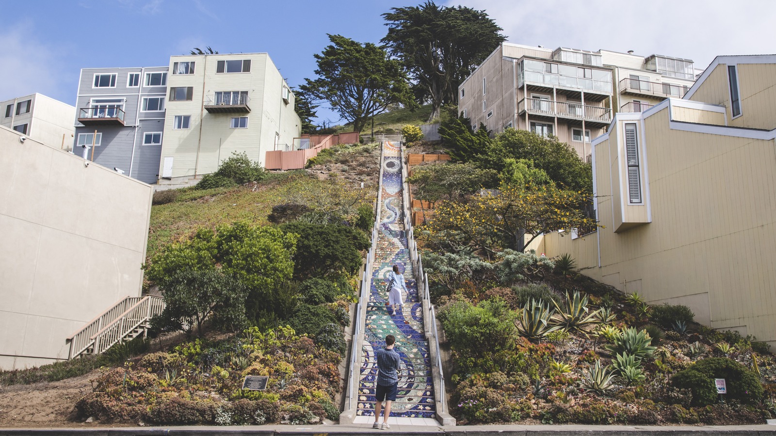 A Colorful San Fran Staircase Is An Artsy Tourist Attraction