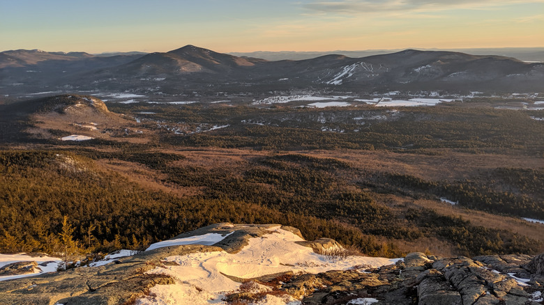 Sunrise view over North Conway and the White Mountains in New Hampshire
