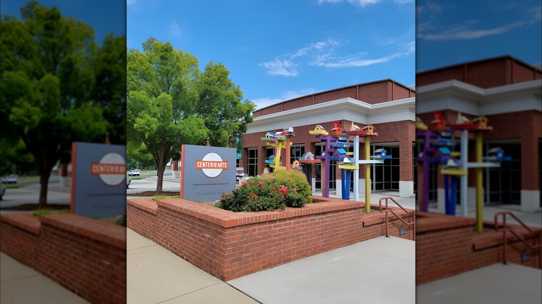 View of the exterior of Carrollton Center for the Arts