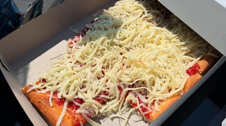 Ohio Valley-style pizza from DiCarlo's