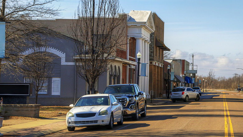 Street view of historic buildings in Tiptoville, Tennessee