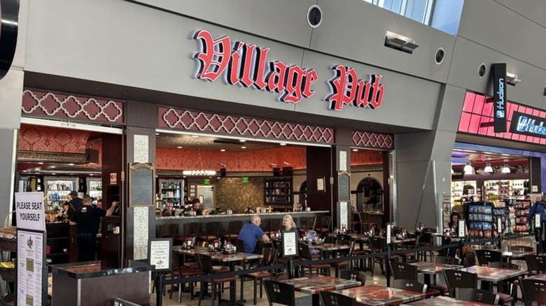 Exterior view of Village Pub at Harry Reid International Airport (LAS)