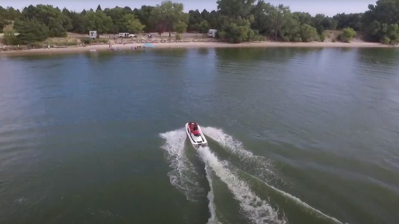 Boating at Merritt Reservoir in Nebraska