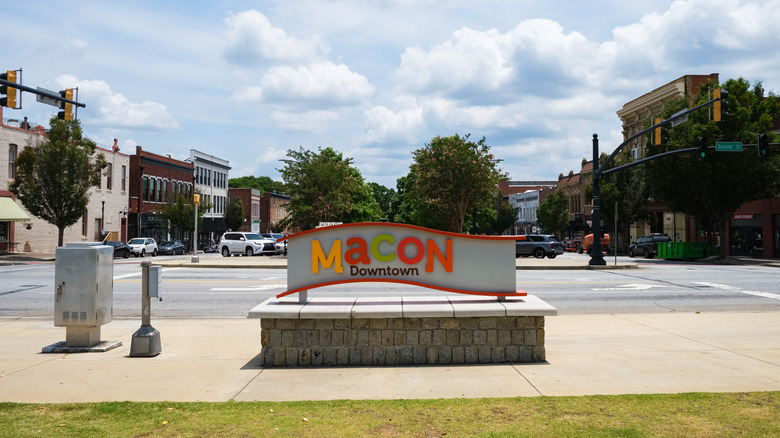 A sign for downtown Macon, Georgia