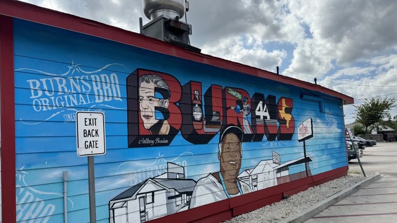 Mural at Burns Original BBQ in Acres Homes, Texas