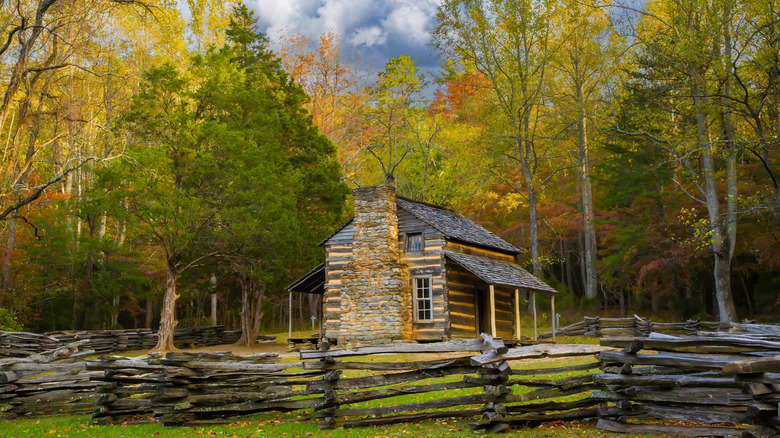 A log cabin near the Great Smoky Mountains National Park