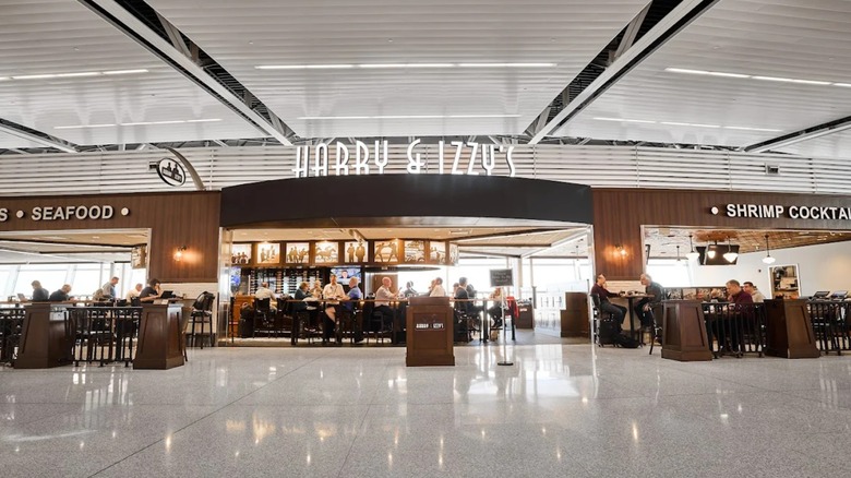 Harry and Izzy's in Indianapolis Airport (IND)