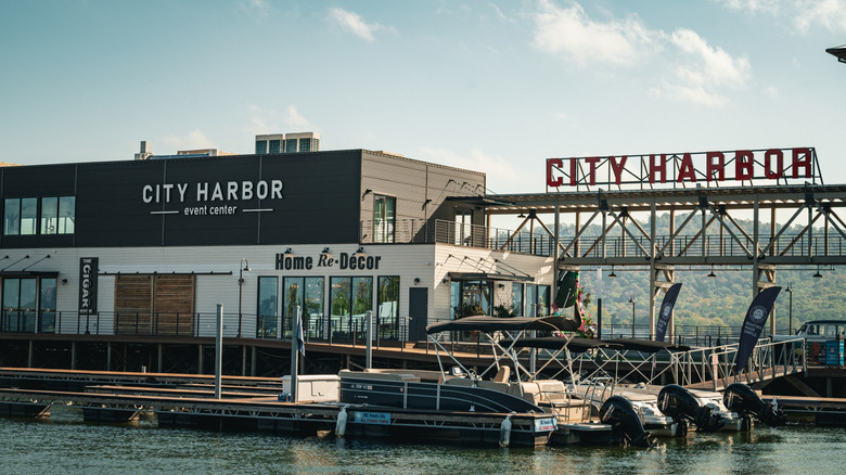 boats docked near City Harbor in Guntersville