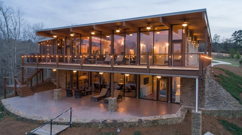 Lewis Smith Lake House in Alabama