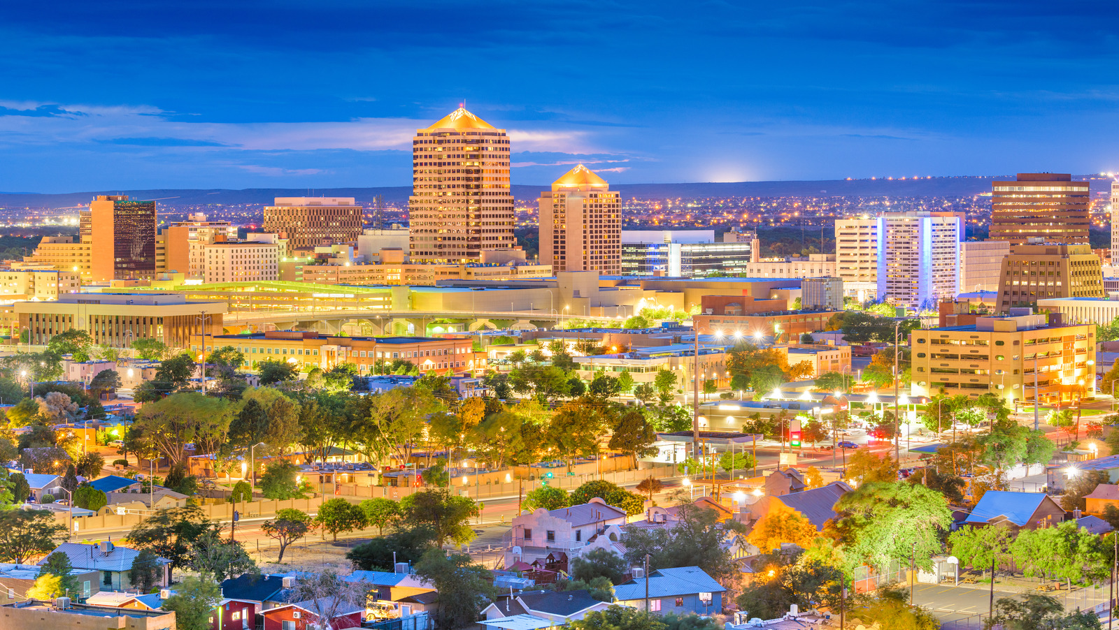 Albuquerque's Downtown Is A Rising Walkable Gem With Art, Entertainment, And Nightlife Attractions - Islands