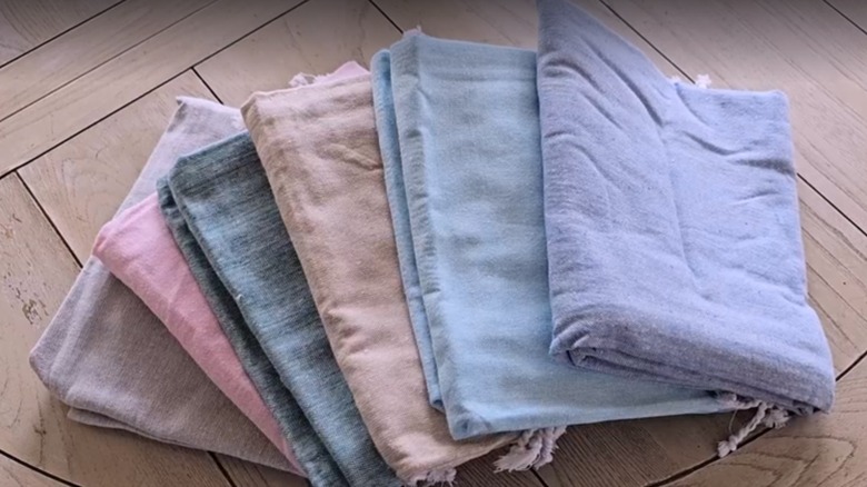 Lane Linen Turkish Beach Towels