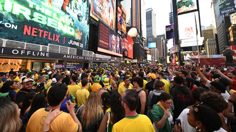 Word Cup fans gather in Times Square, New York City
