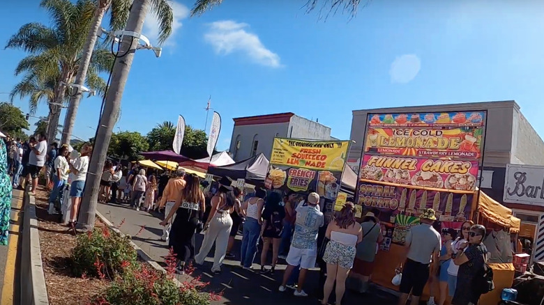 people perusing the Chula Vista Lemon Festival stalls