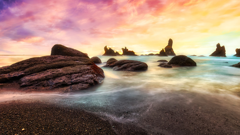 A colorful sunset over Shi Shi beach in Washington.