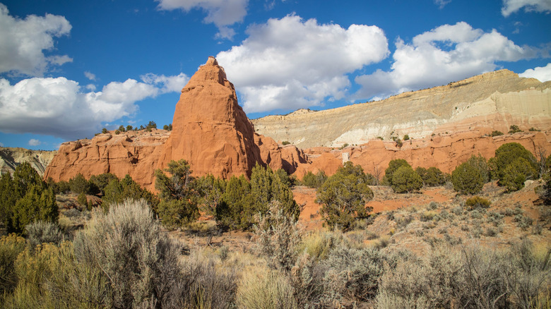 Mountain ridges in Kodachrome Basin State Park, Utah