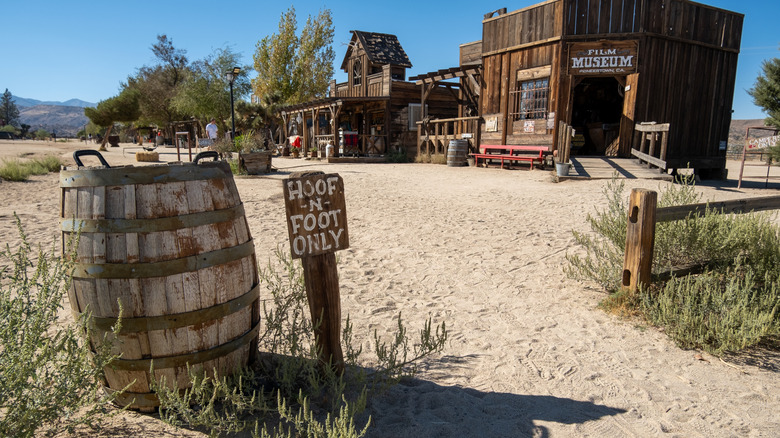 A cowboy-style street in Pioneertown near Yucca Valley, CA