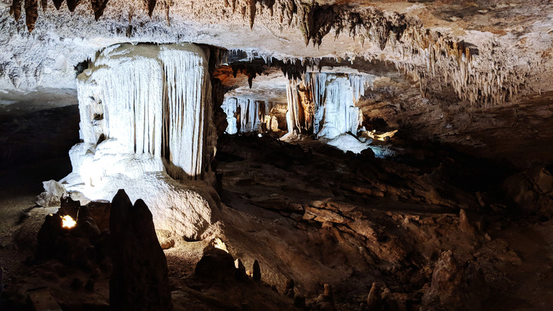 Rock formations in Fantastic Caverns in Missouri