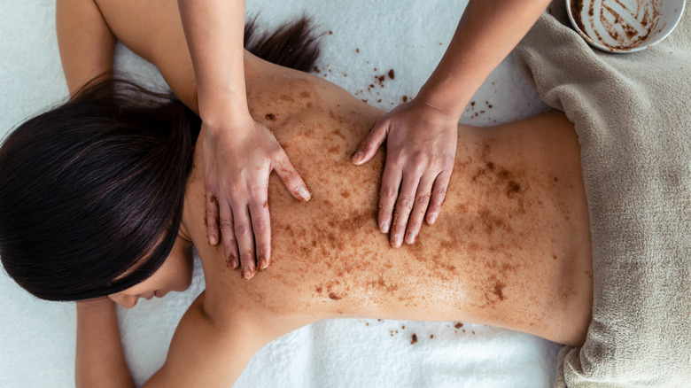 A body treatment in a spa