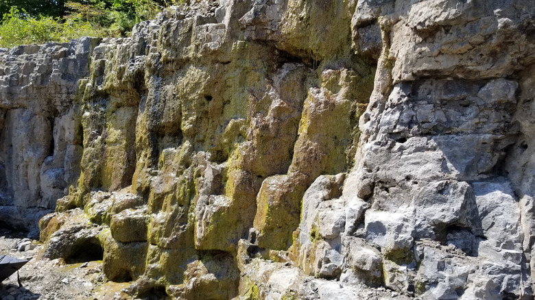 A "diamond wall" at the Herkimer Diamond Mine in New York