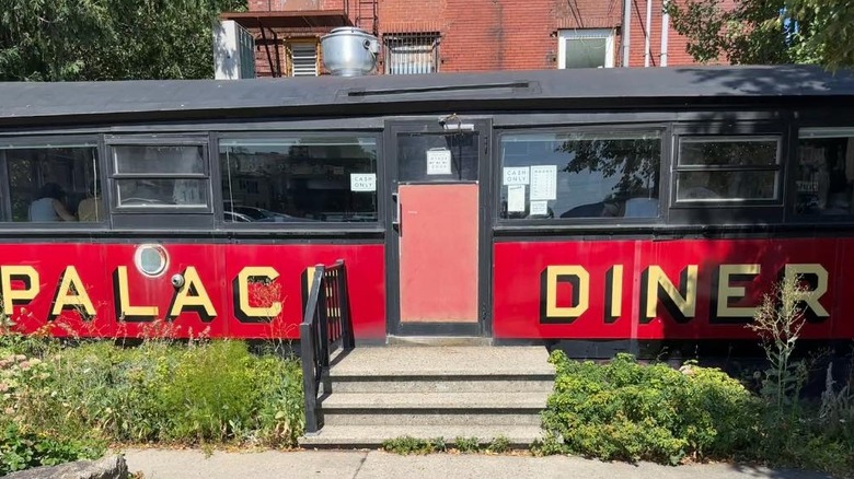 Exterior of Palace Diner