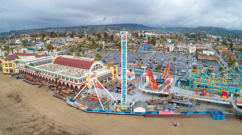 View of Santa Cruz boardwalk