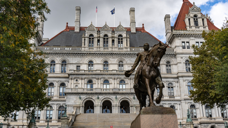 albany state capitol building