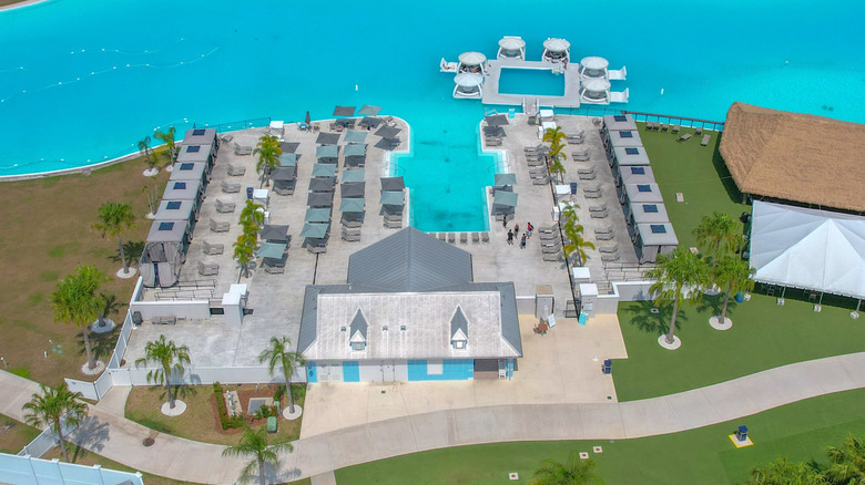 Cabana Cove at Epperson Lagoon