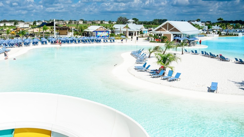 Mirada Lagoon in San Antonio, Florida