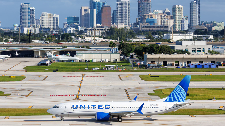 A United Airlines Boeing 737 MAX8 airplane at Fort Lauderdale-Hollywood International Airport