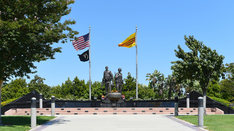 Vietnam War memorial on clear day in Freedom Park