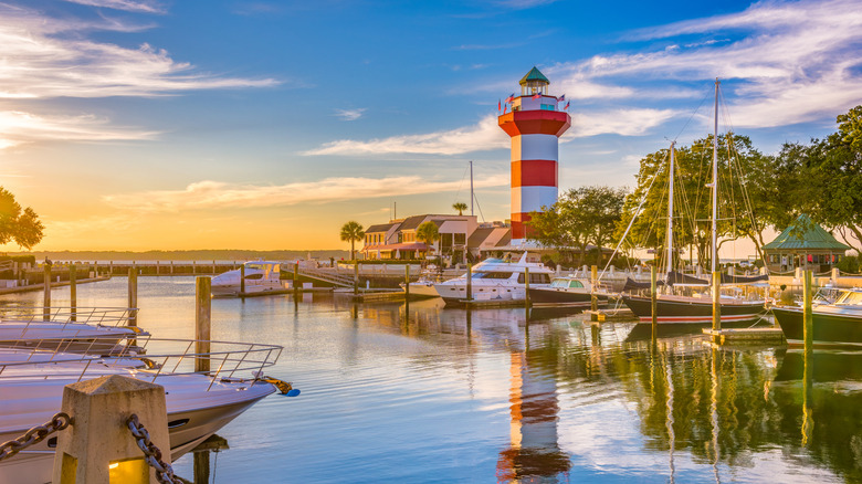 A picturesque marina near local restaurants in Hilton Head