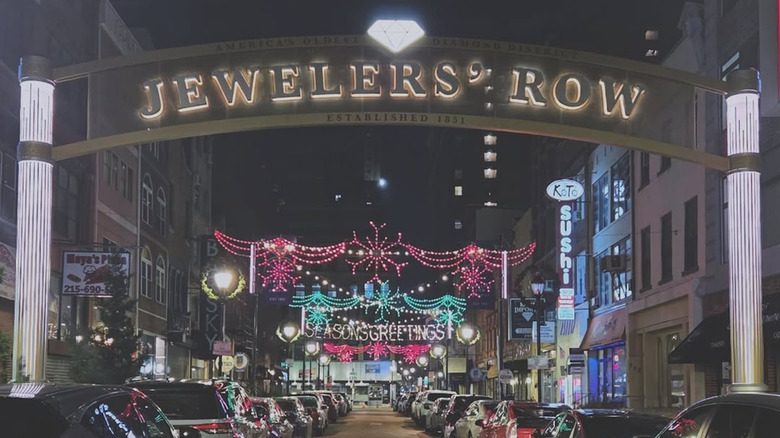 The entrance to Jeweler's Row, Philadelphia