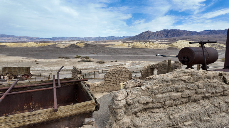 The ruined refinery at the Harmony Borax Works