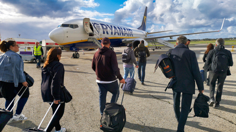 People boarding Ryanair